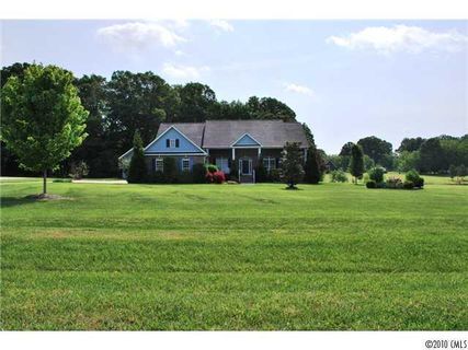 5115 Pond Bluff Drive sold home in Lathans Pond, Monroe, NC