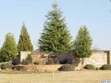 5882 Rolling Ridge Drive
