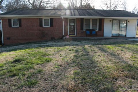 110 Park Terrace Drive sold home in Springwood Terrace, Belmont, NC