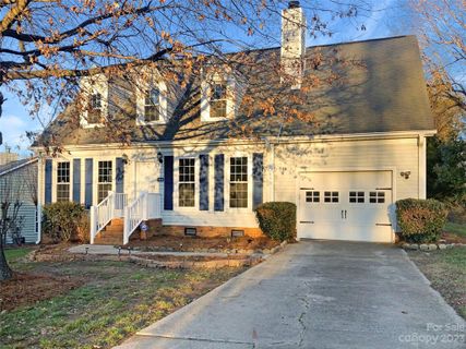 366 Queens Drive