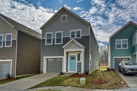 519 Kingsway Circle