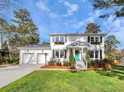 800 Lynbrook Drive sold home in Queens Grant, Charlotte, NC