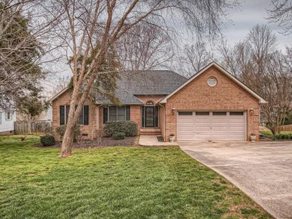 113 Walking Horse Run sold home in Chestnut Ridge, Stanley, NC