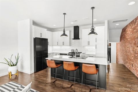 Previously sold for $705,000