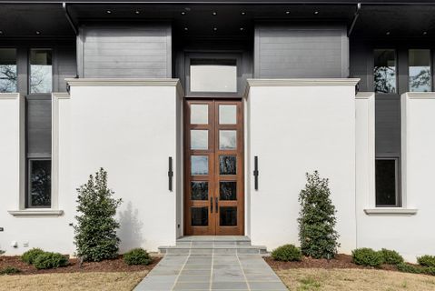 5319 Lansing Drive