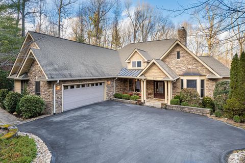 300 N Windsong Lane