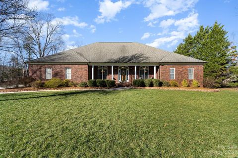 5105 Oldham Court sold home in Clare Haven, Harrisburg, NC