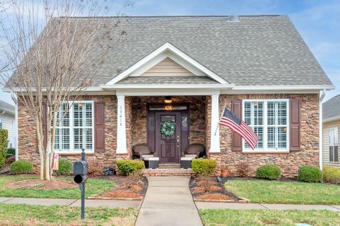 13419 Hazelbrook Lane