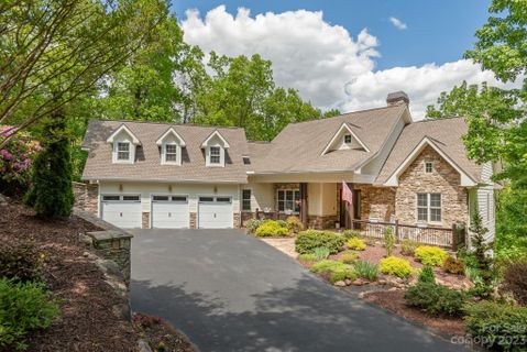 105 Ridge Lane