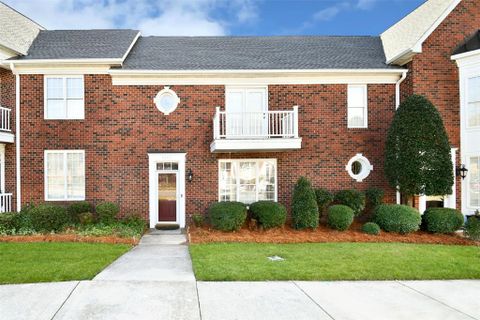5605 Village Drive