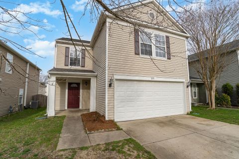 915 Littleton Drive