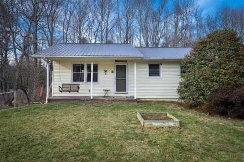 71 Boone Street sold home in Grassy Creek, Spruce Pine, NC