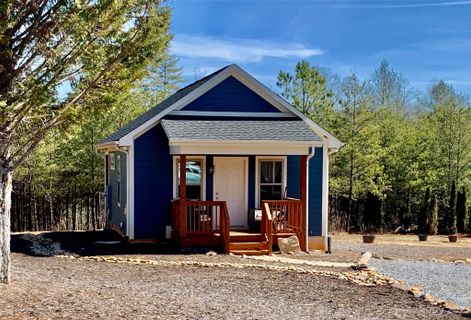 1896 Cypress Trail CB32