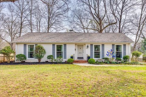 5713 Boxwood Lane