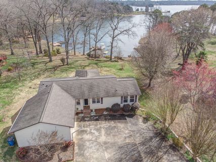810 Borders Road sold home in Buffalo Heights, Shelby, NC