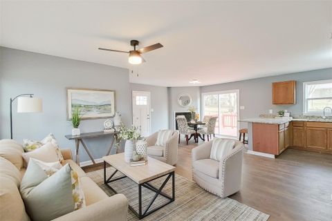 1711 Northwoods Drive sold home in Northwoods, Kings Mountain, NC
