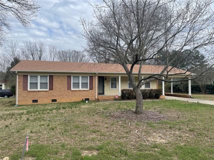101 Spruce Street sold home in Brookfield, Matthews, NC