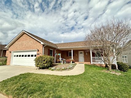 1232 Wexford Village Circle sold home in Wexford Village, Lenoir, NC