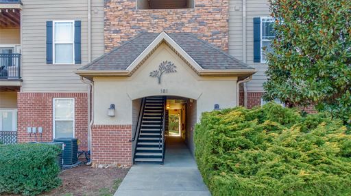 181 Brickton Village Circle 107
