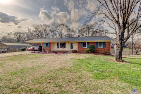 1002 Brookhaven Drive sold home in Riverbend, Shelby, NC