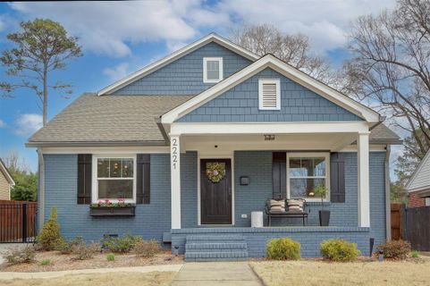 2221 Shenandoah Avenue