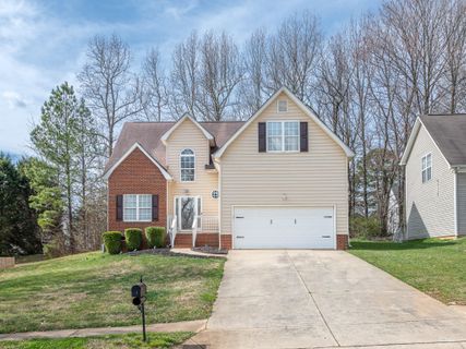 1617 Stoney Creek Lane sold home in Great Oaks, Charlotte, NC