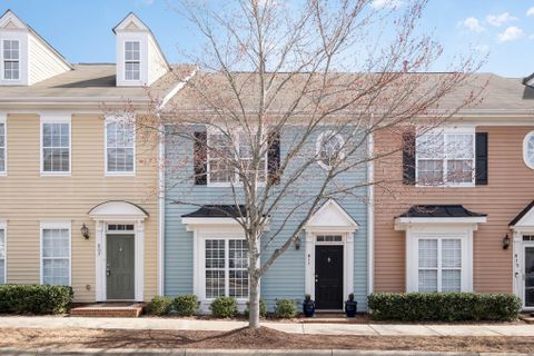 811 Cattaloochee Lane