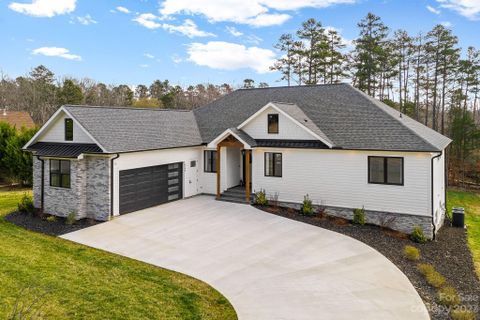 6180 Willow Farm Drive