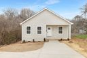 646 S Hoskins Road sold home in Charlotte, SC