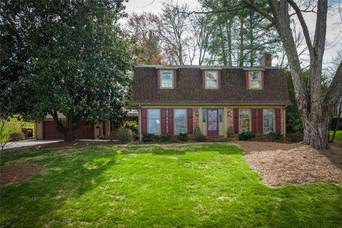 111 Mimosa Hills Drive sold home in Mimosa Hills, Morganton, NC