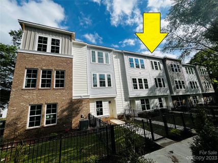 Previously sold for $439,622