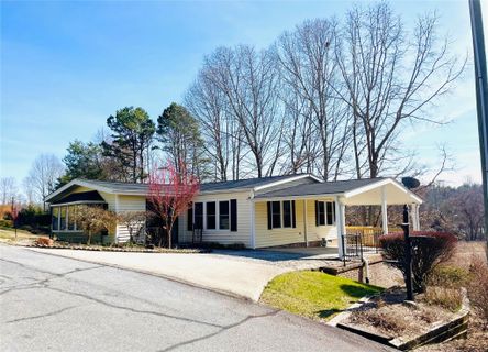 200 Cranbrook Circle