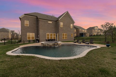 6729 Calvert Commons Drive 352