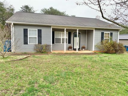 305 Springhill Lane