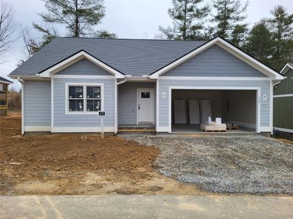 119 Olde Oak Way