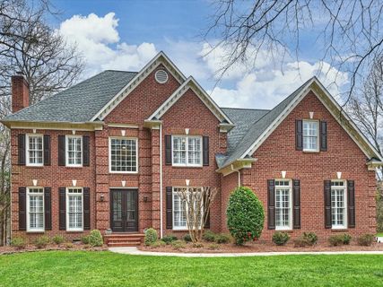 6601 Saunton Court
