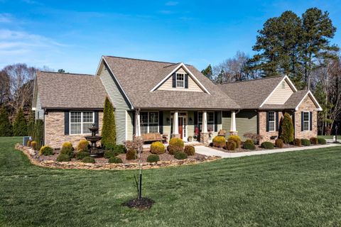 101 Ridge Top Drive