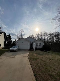 2540 Thornfield Road sold home in Deercreek, Charlotte, NC