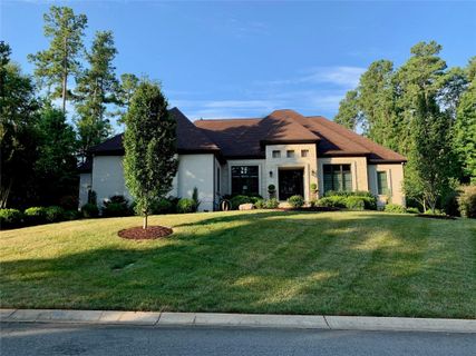 3028 Kings Manor Drive