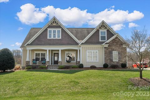 217 Shepherds Bluff Drive sold home in Shepherds Bluff, Mooresville, NC