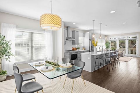 Previously sold for $605,000