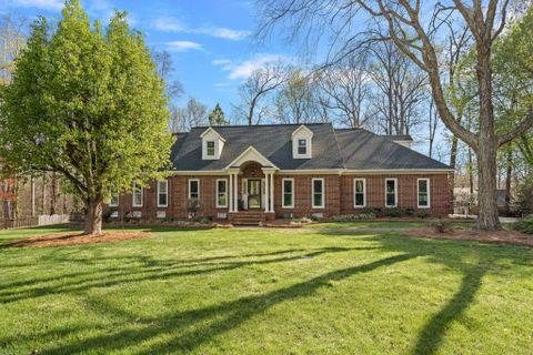 5740 Windward Court