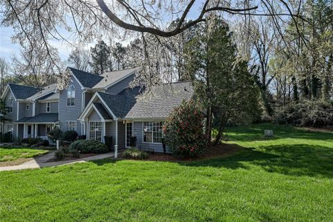 2831 Iron Gate Lane