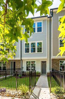 1224 Craig View Way
