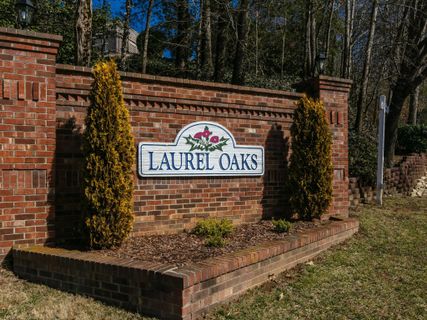 139 Tudor Lane sold home in Laurel Oaks, Hendersonville, NC