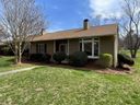 8323 Summerglen Circle sold home in Charlotte, SC