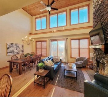 315 Vista Drive 302 sold home in Wolf Ridge, Mars Hill, NC
