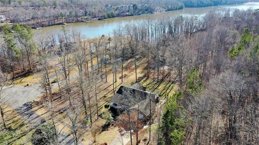 138 Roehm Landing