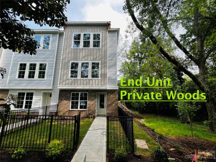1228 Craig View Way