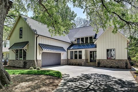 1400 Heather Lane